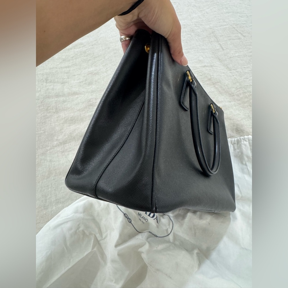 Prada black purse - Picture 11 of 15